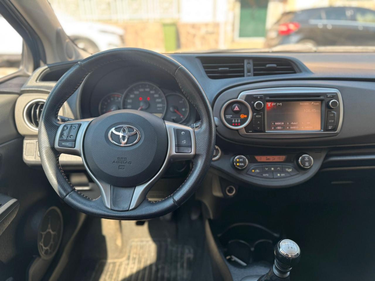 Toyota Yaris 1.3 5 porte Lounge
