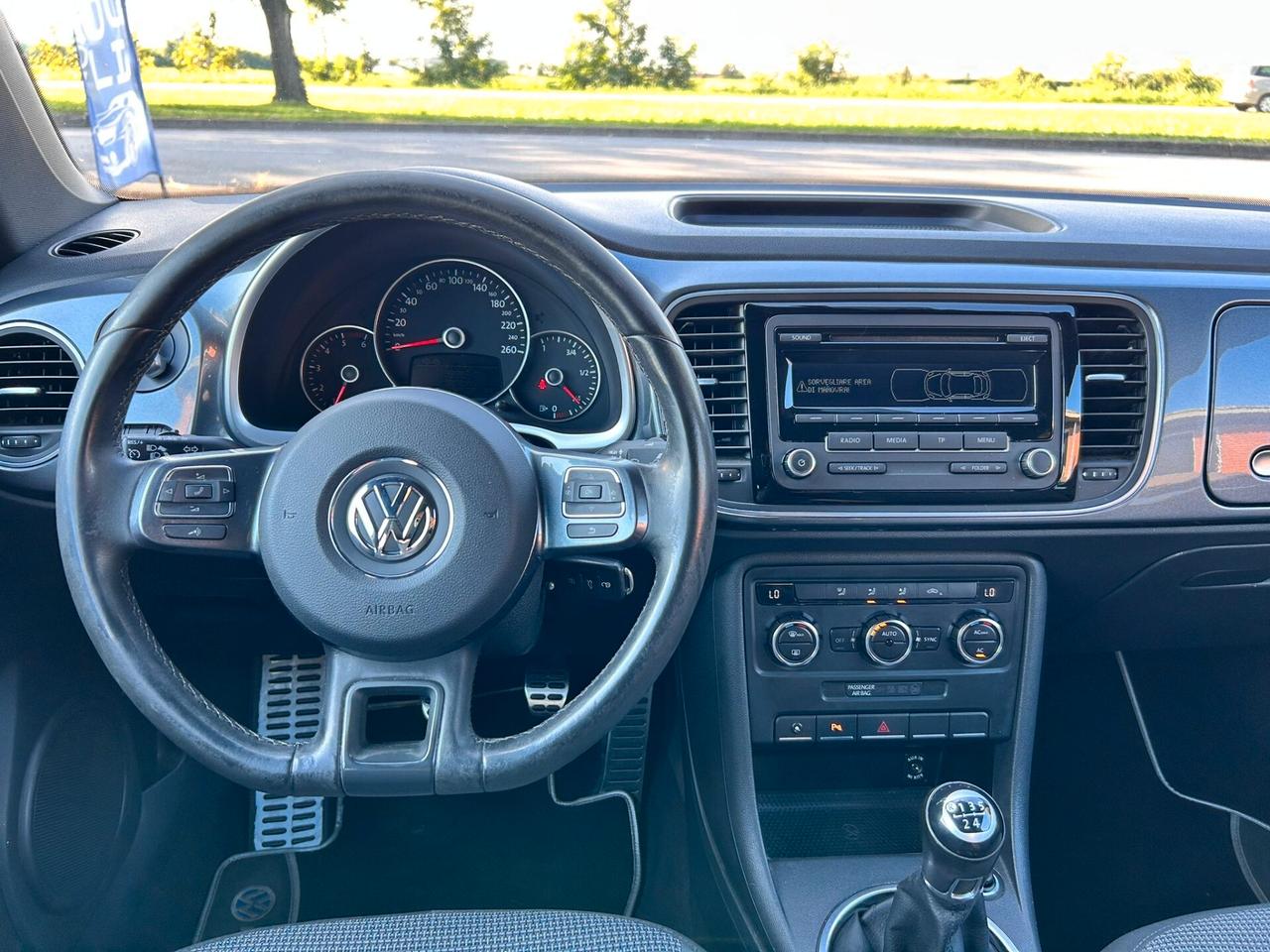 Volkswagen Maggiolino 1.6 TDI Design