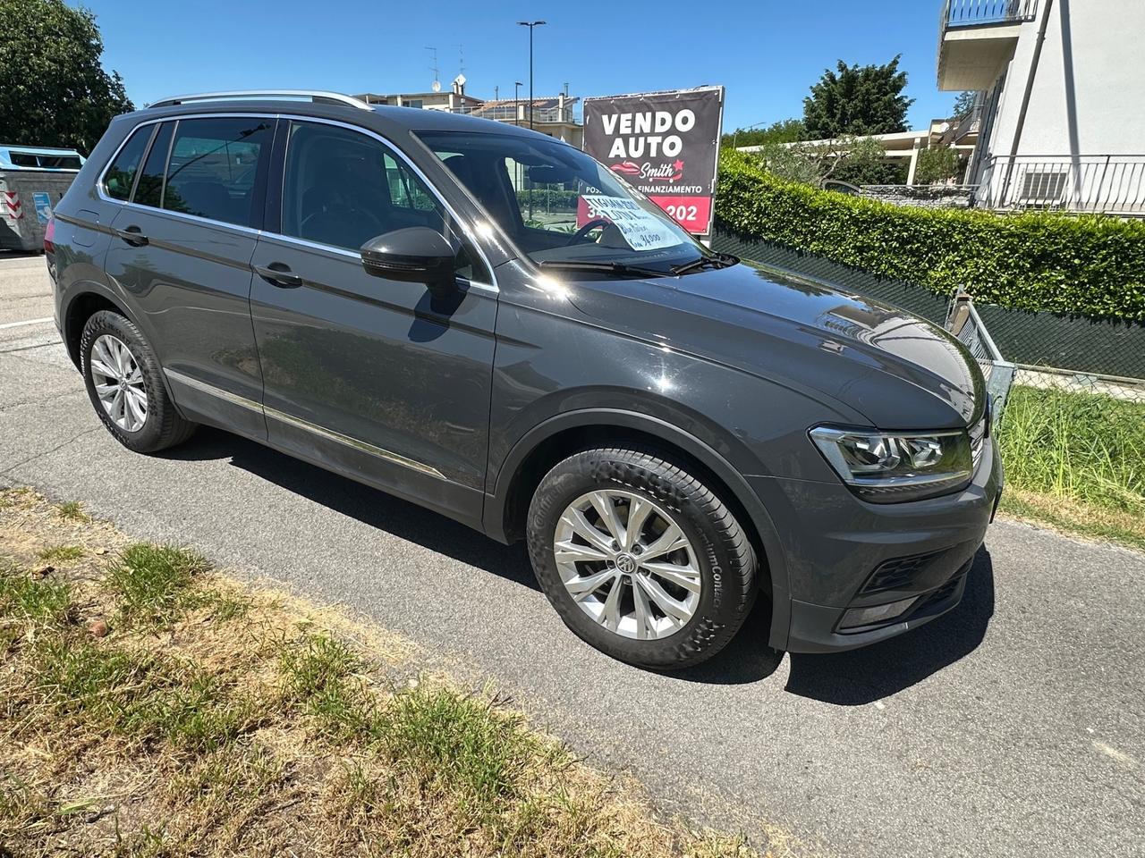 Volkswagen Tiguan 2.0 TDI SCR DSG Business BlueMotion Technology