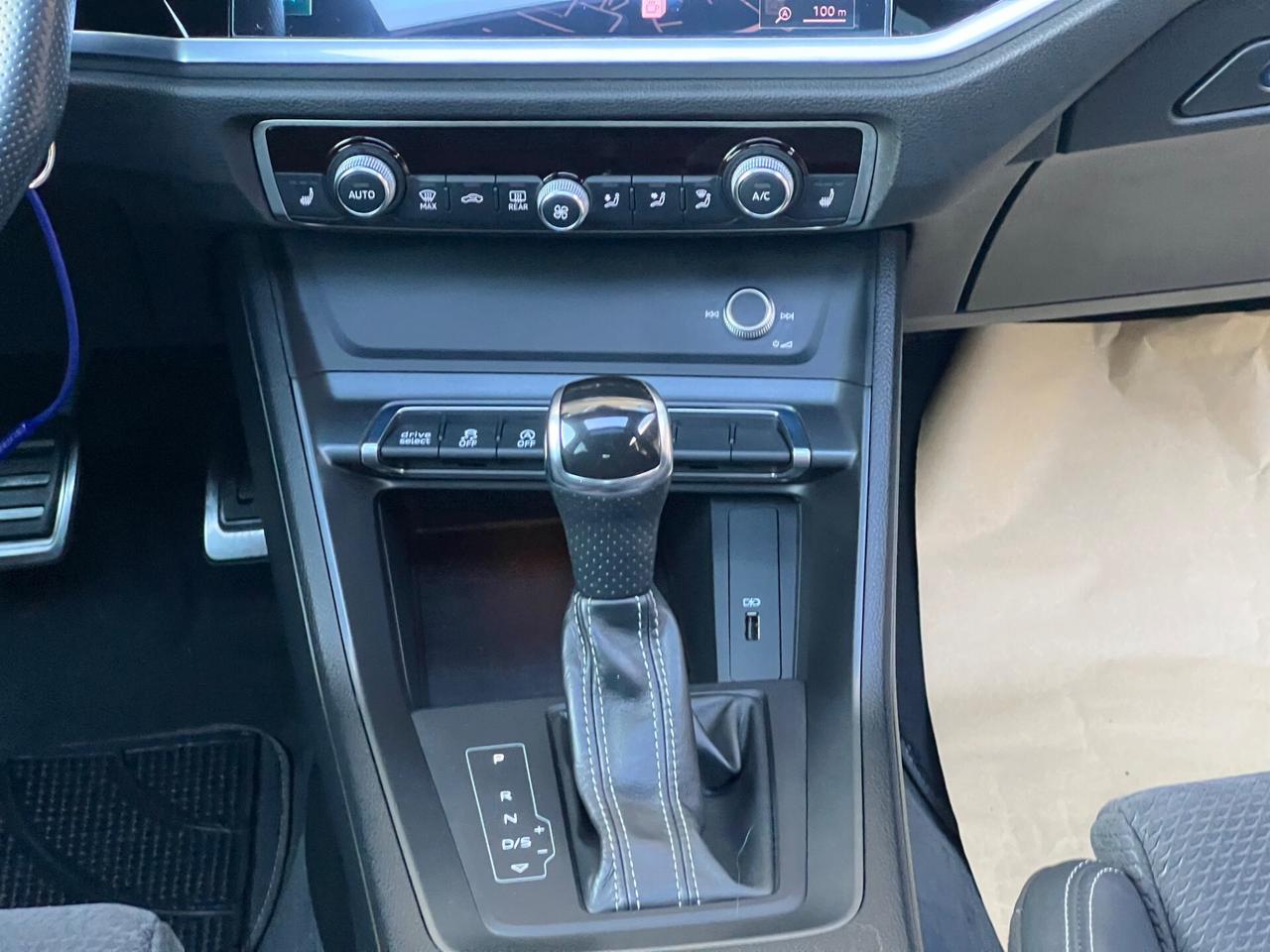 Audi Q3 Sportback SPB 35 TDI S-Line TETTO