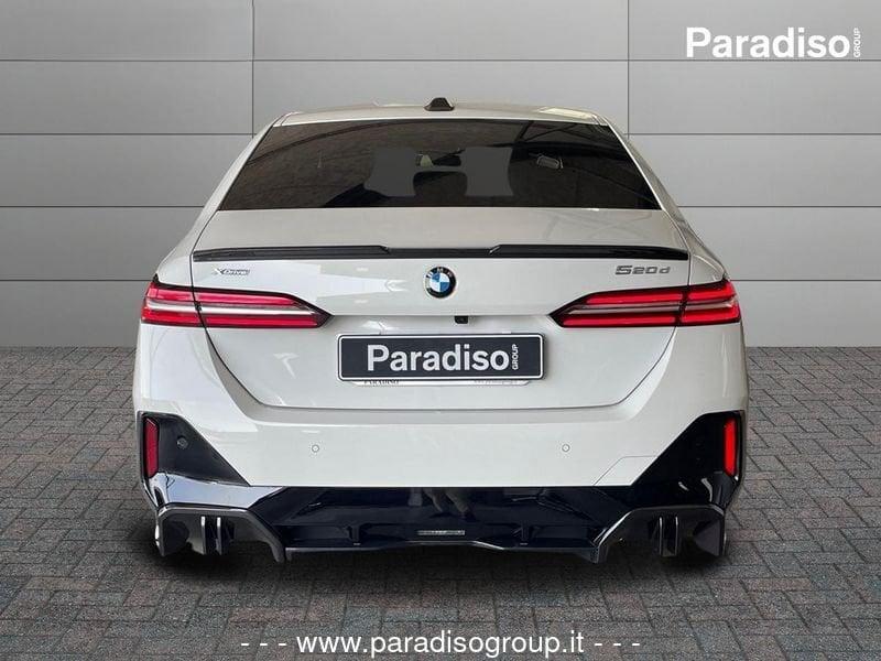 BMW Serie 5 520D XDRIVE - KM0 | 197CV DIESEL | MPERFORMANCE