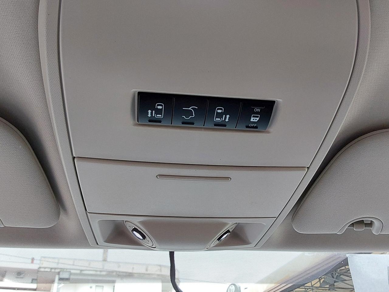 Lancia Voyager 2.8 D. 163 CV PLATINIUM PLUS KM 7.700