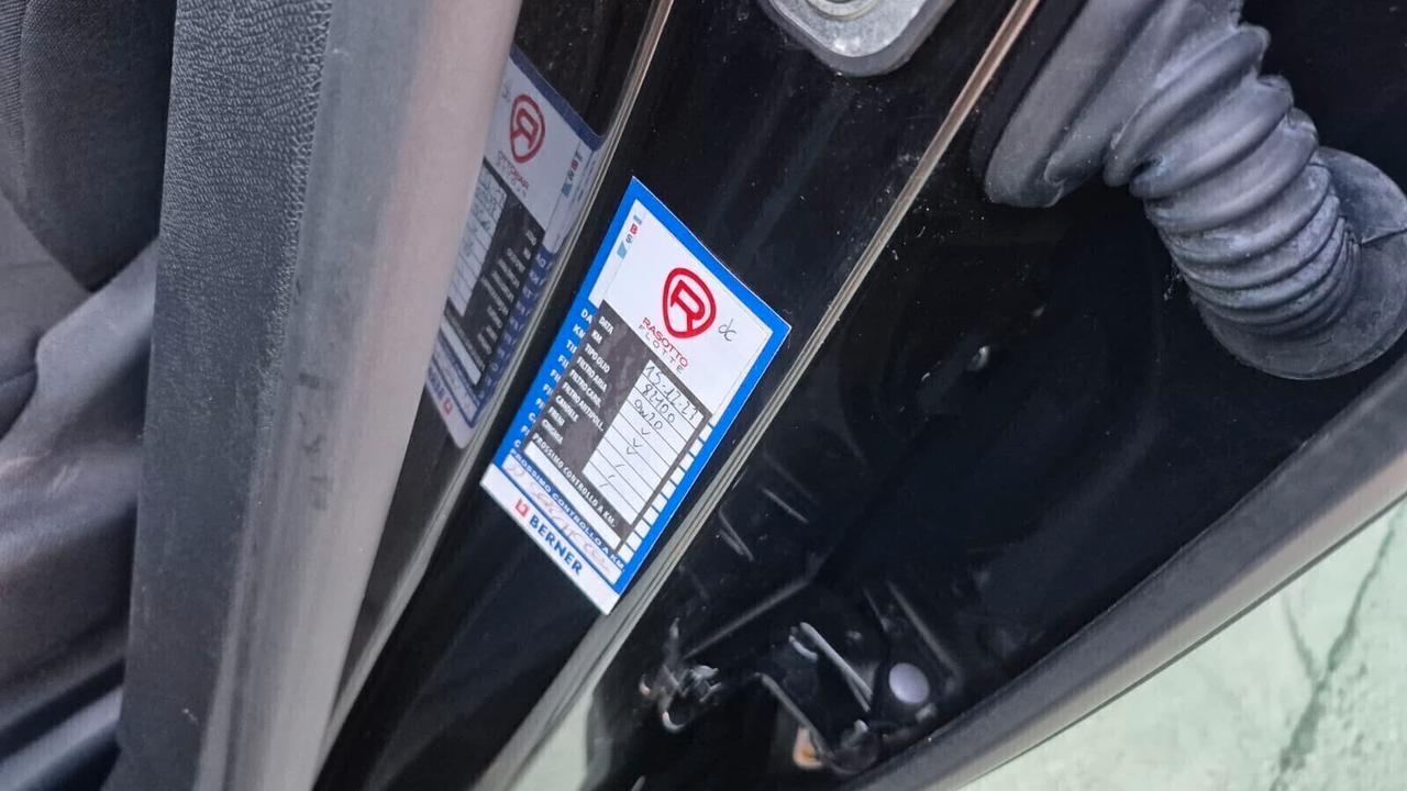 Peugeot 3008 BlueHDi 130cv S&S Allure Automatica