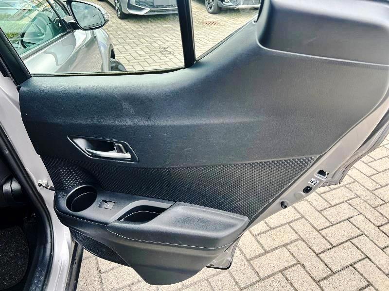 Toyota C-HR 1.8 Hybrid E-CVT Active