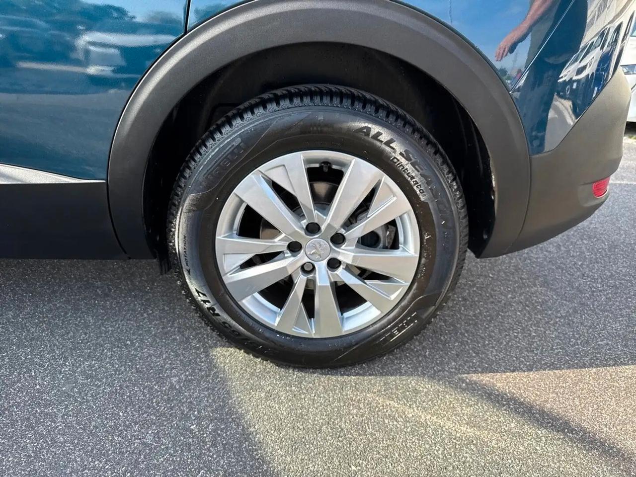 Peugeot 5008 BlueHDi 130 S&S EAT8 Active Pack