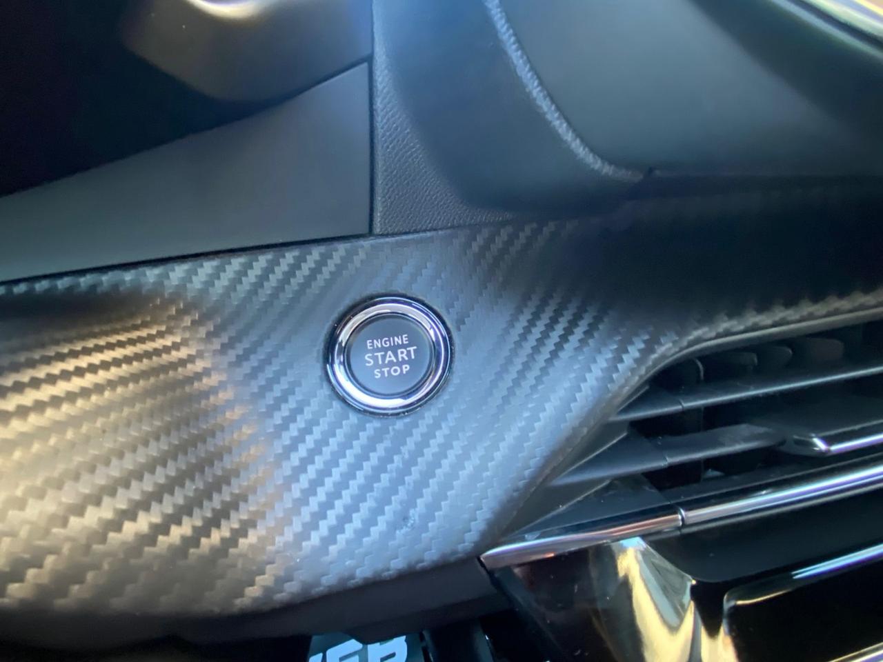 PEUGEOT 208 ALLURE PACK 1.5 102CV CAM Navy 21