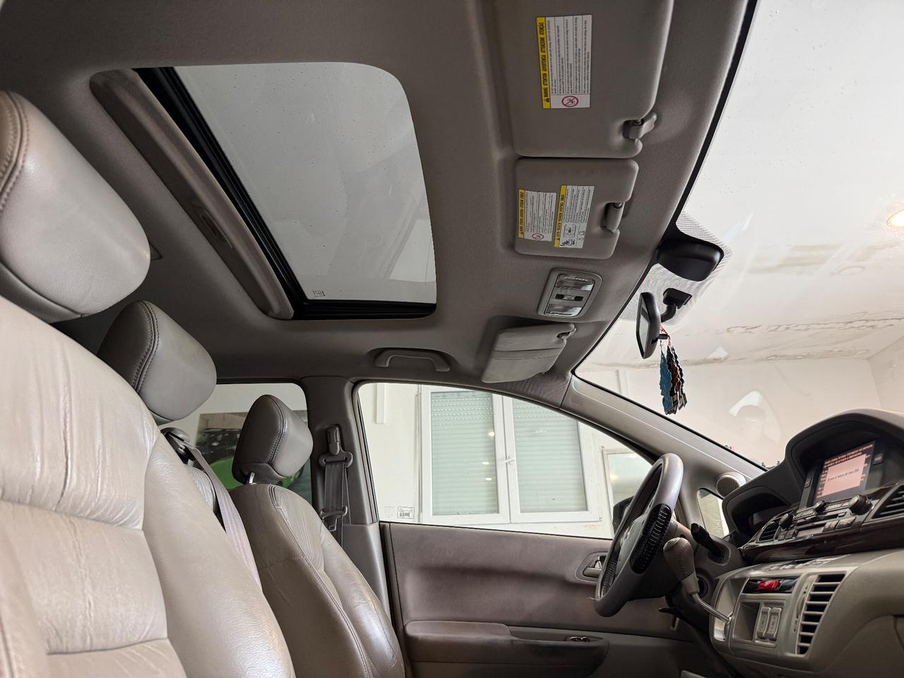 Honda FR-V 2.2d full optional