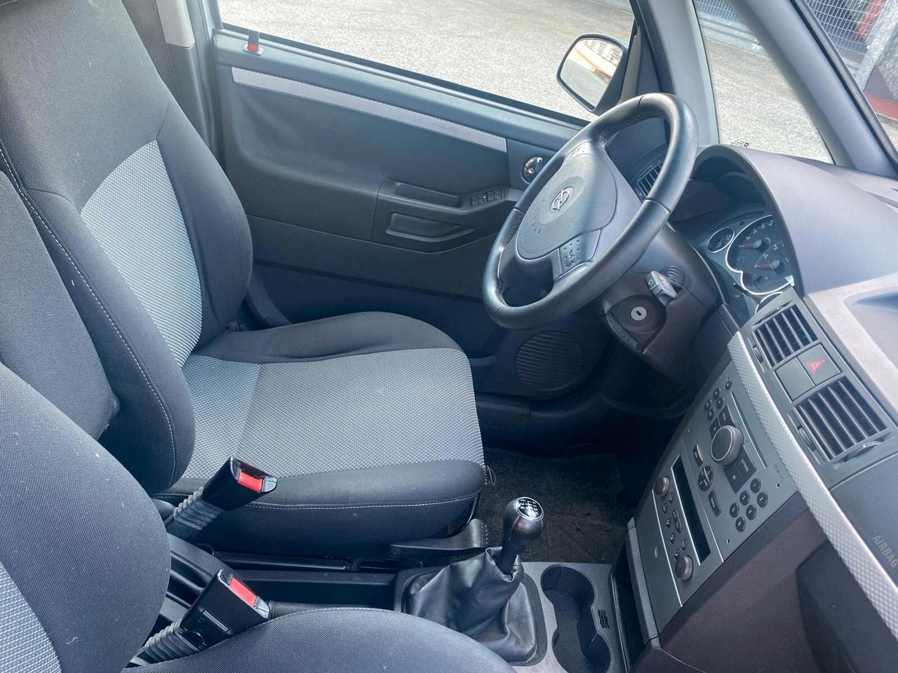 Opel Meriva 1.6 16V Cosmo ADATTA AI NEOPTATENTATI UNICO PROPRIETARIO