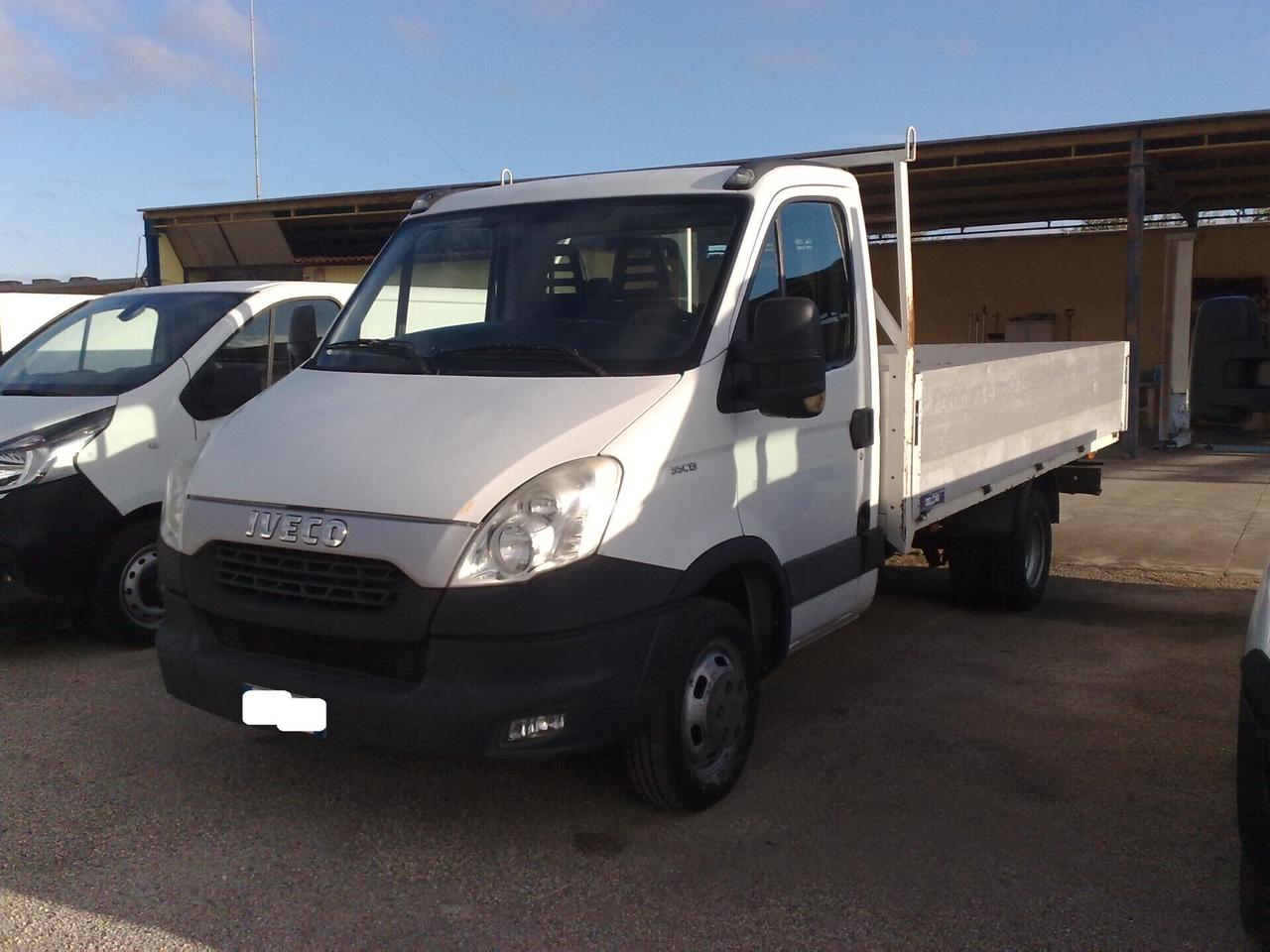 Iveco Daily 35c13 2.3hpt CASSONE FISSO - 2014