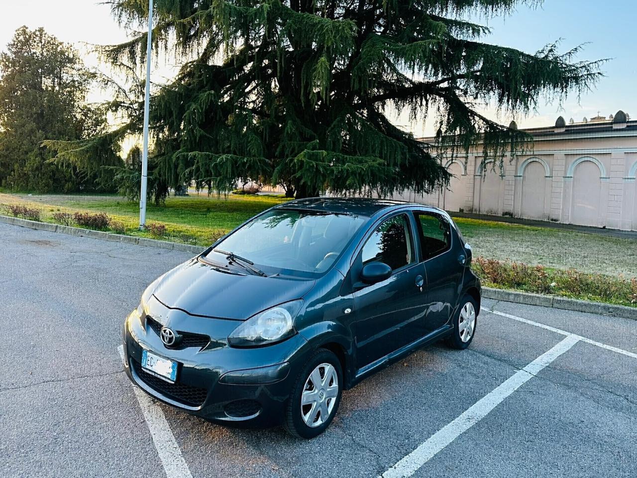Toyota Aygo 1.0 12V VVT-i 5 porte