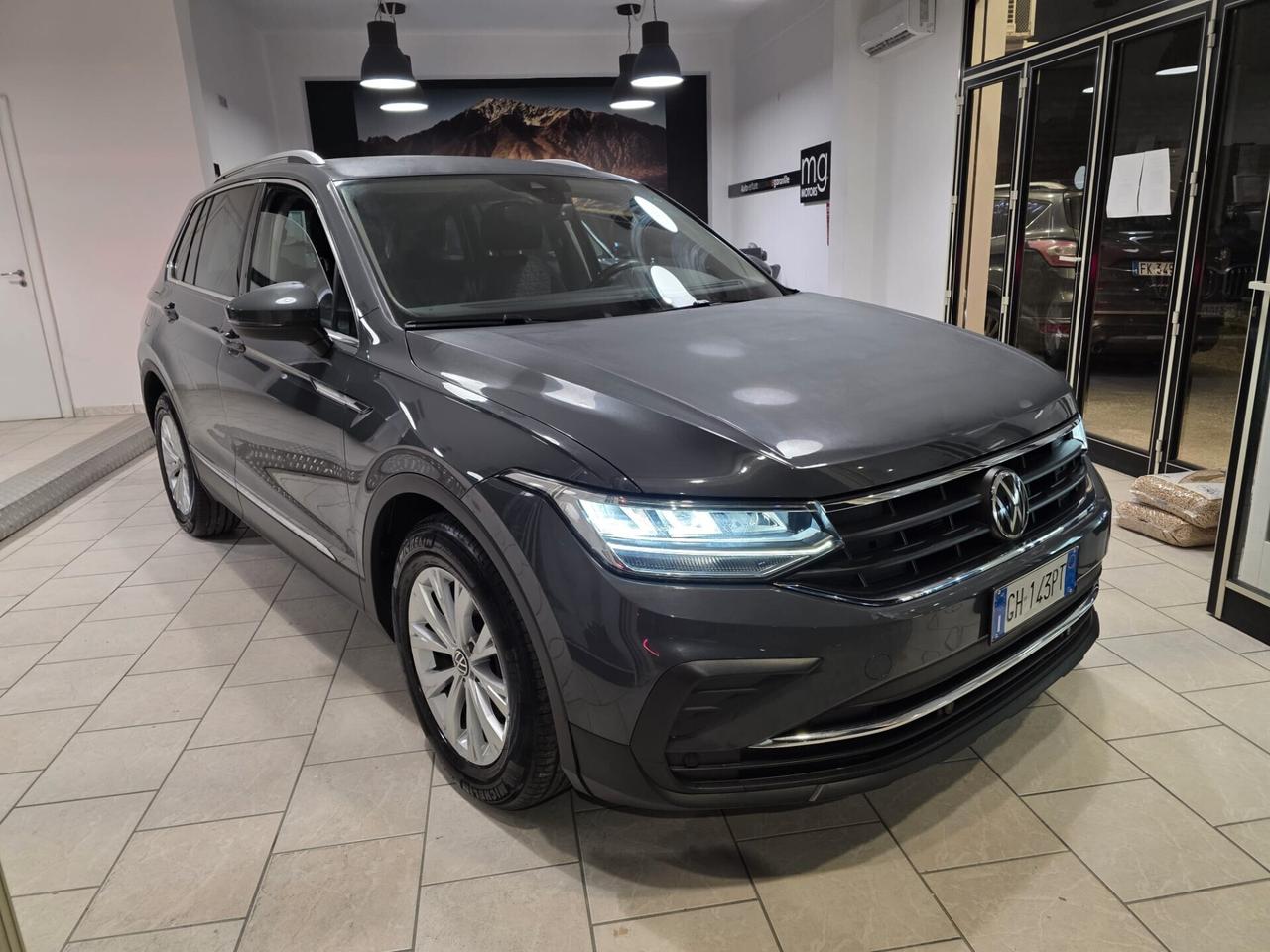 Volkswagen Tiguan 2.0 TDI 150 CV GARANZIA 3 ANNI
