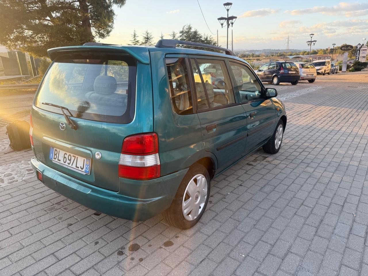 Mazda Demio 1.3i 16V cat GLX 75