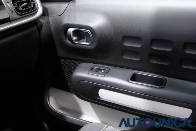 CITROEN C3 PURETECH 110 S&S PLUS NEOPATENTATI FARI LED