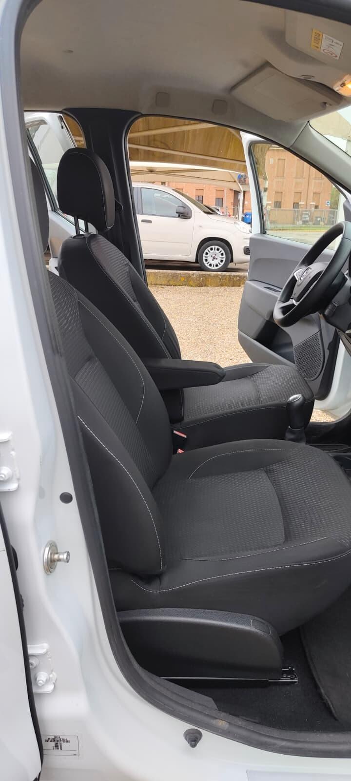 Dacia Lodgy 1.6 100CV Start&Stop GPL 7 posti Lauréate