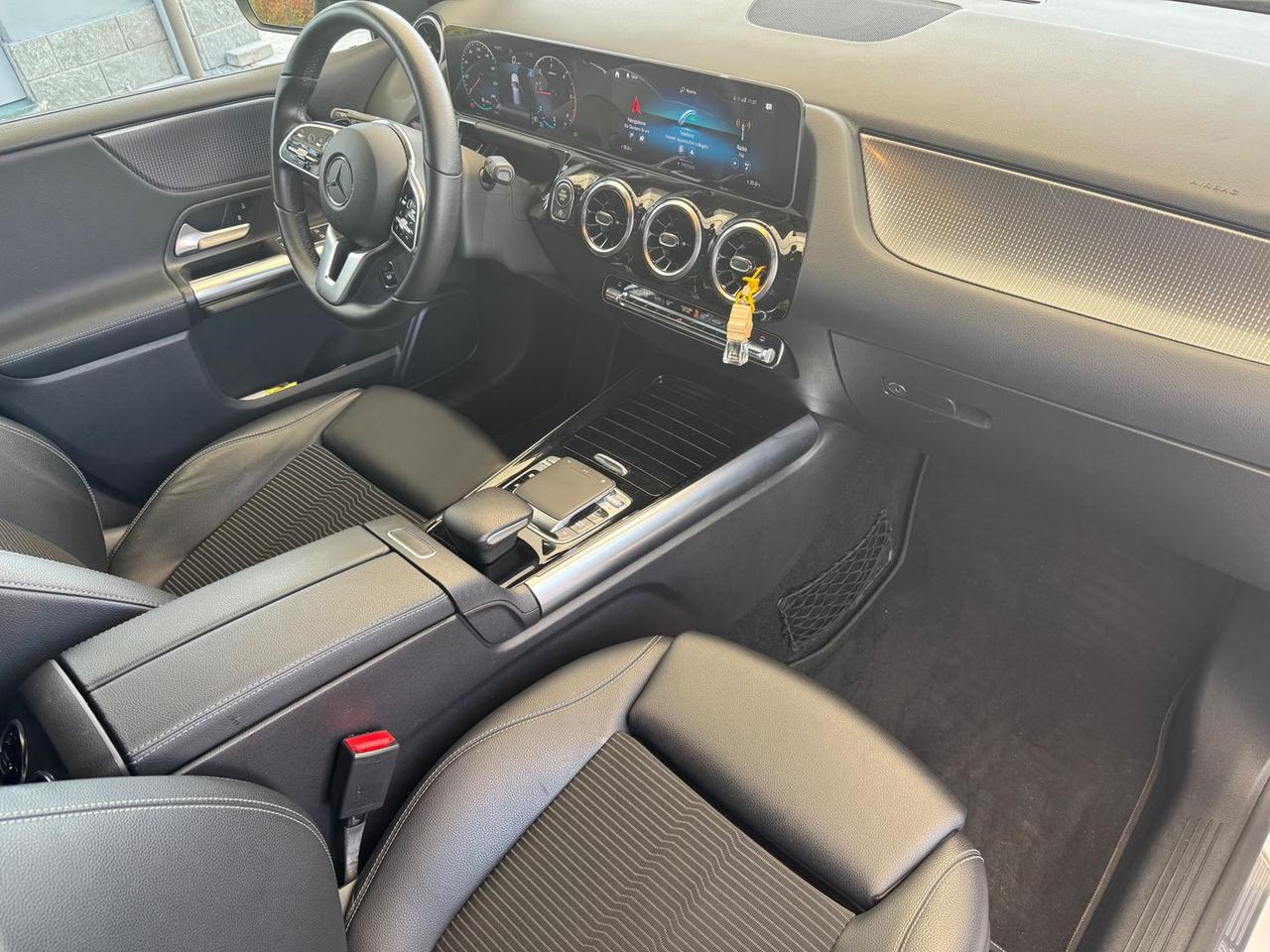 Mercedes-Benz B 180 Sport Plus B 180 D