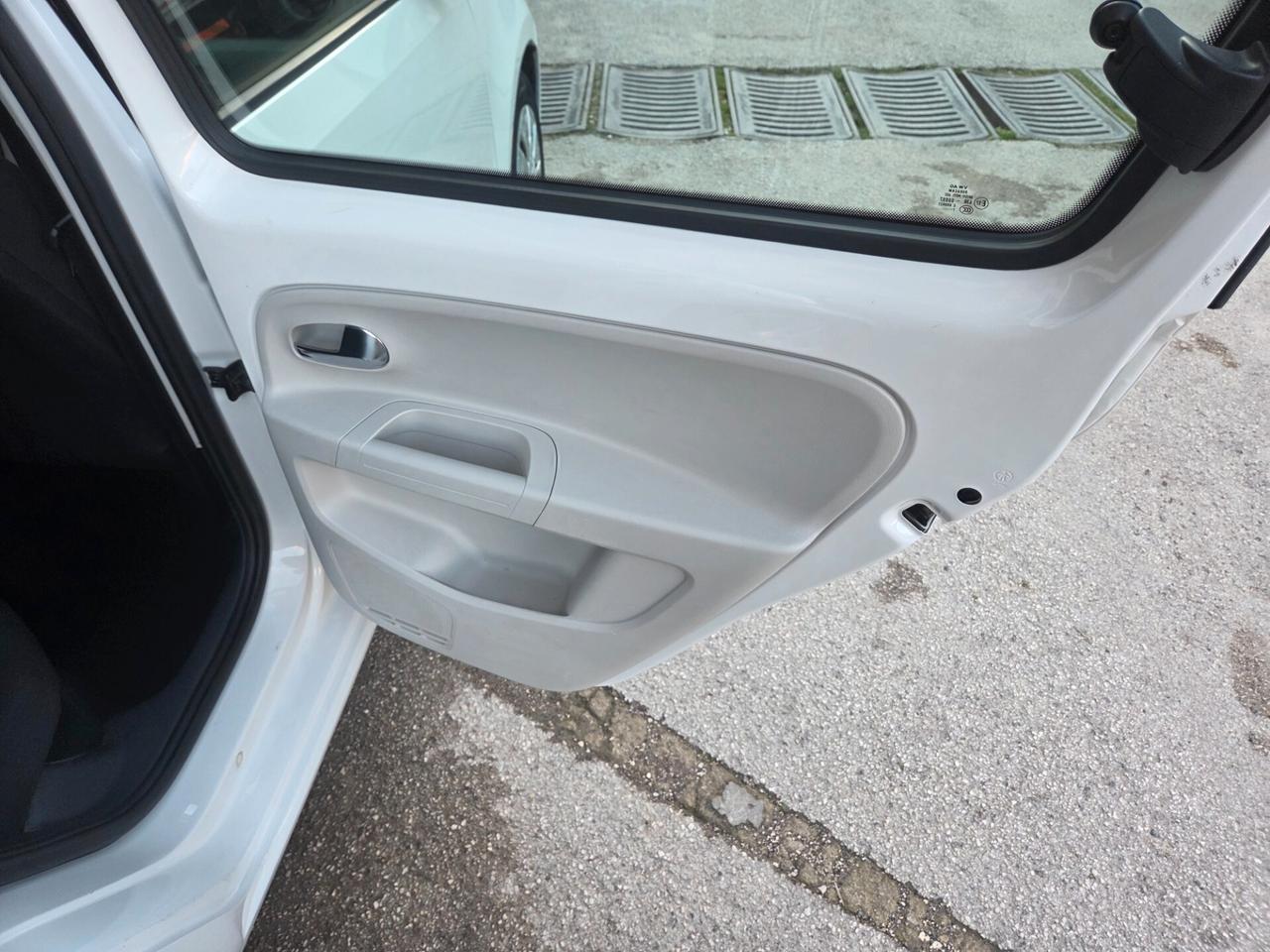 VW UP ANNO 2017 1.0 BENZINA 60 CV SOLI KM 90000 CERTIF