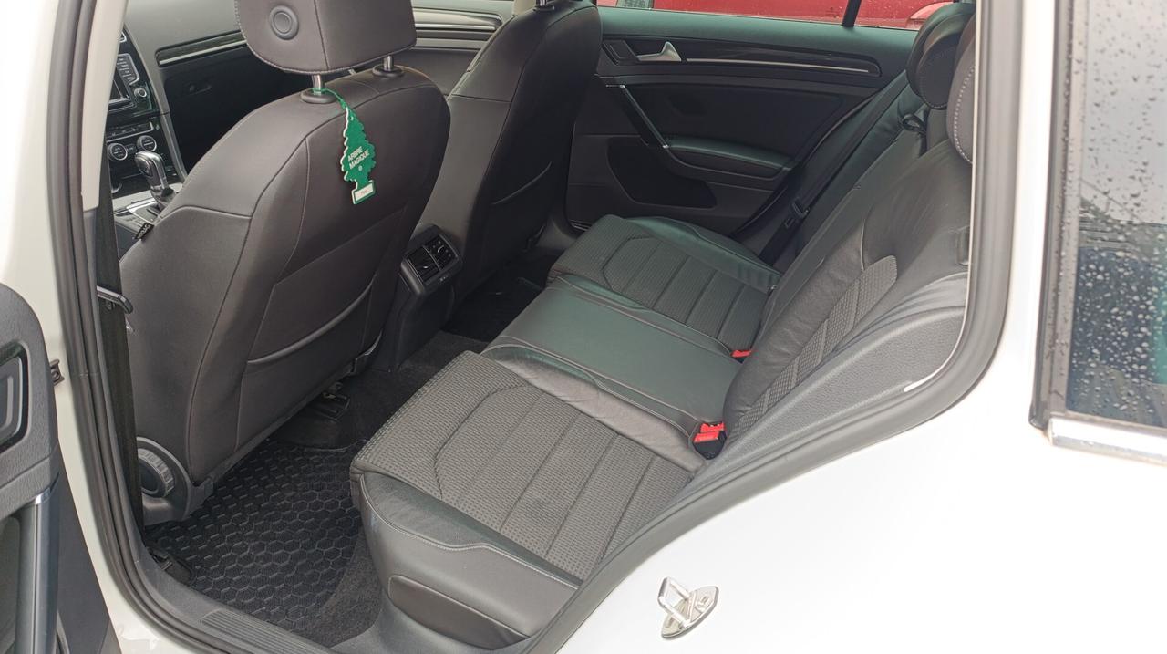 Volkswagen Golf Variant Plus 2.0 TDI 140CV DPF DSG Highline