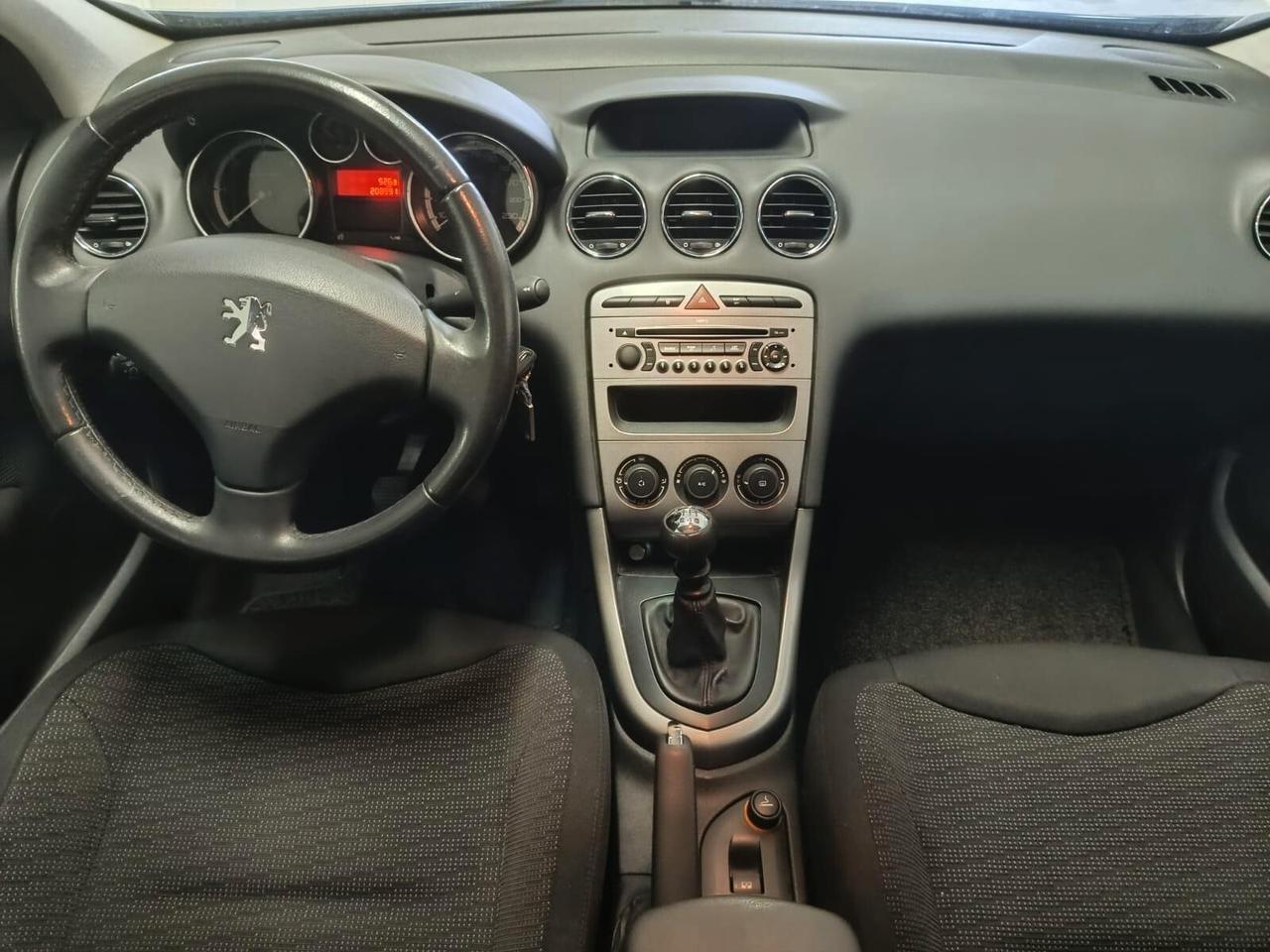 Peugeot 308 1.6 HDi 110CV SW Ciel Féline