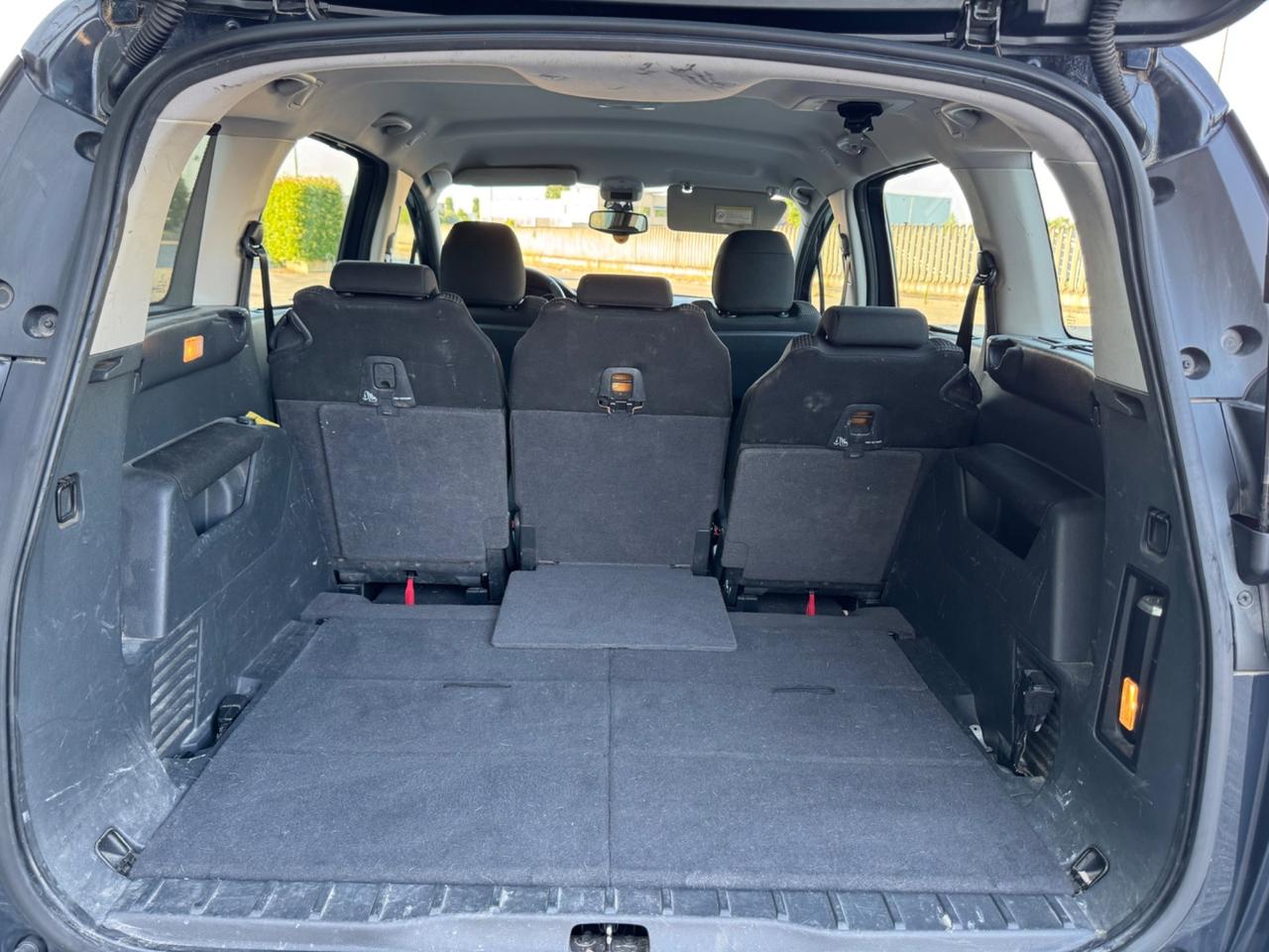 Peugeot 5008 1.6 HDi 110CV Automatico 7Posti