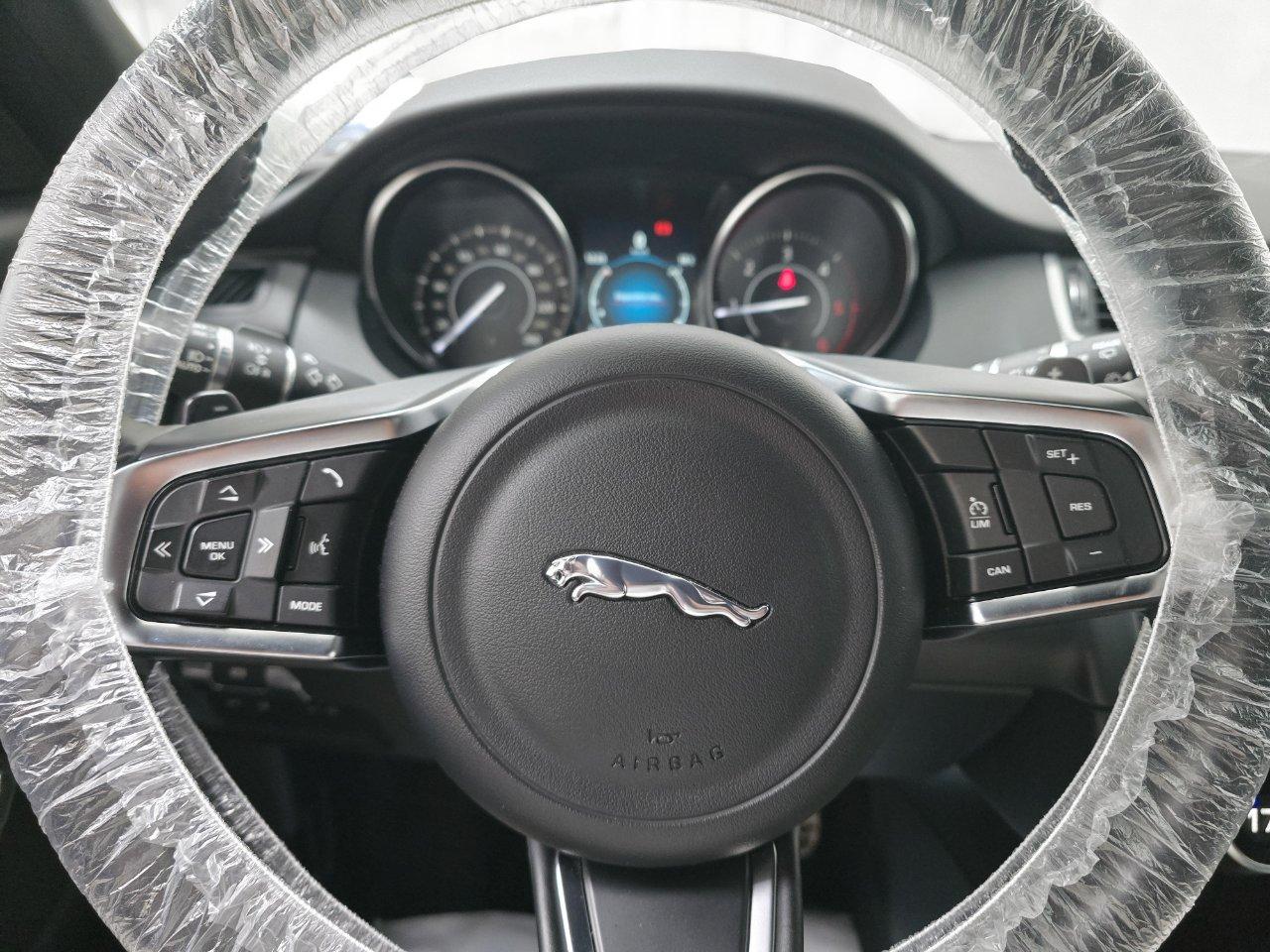 Jaguar E-Pace 2.0d R-DYNAMIC AWD AUTOMATICA EURO6D/CARPLAY/LED/4X4