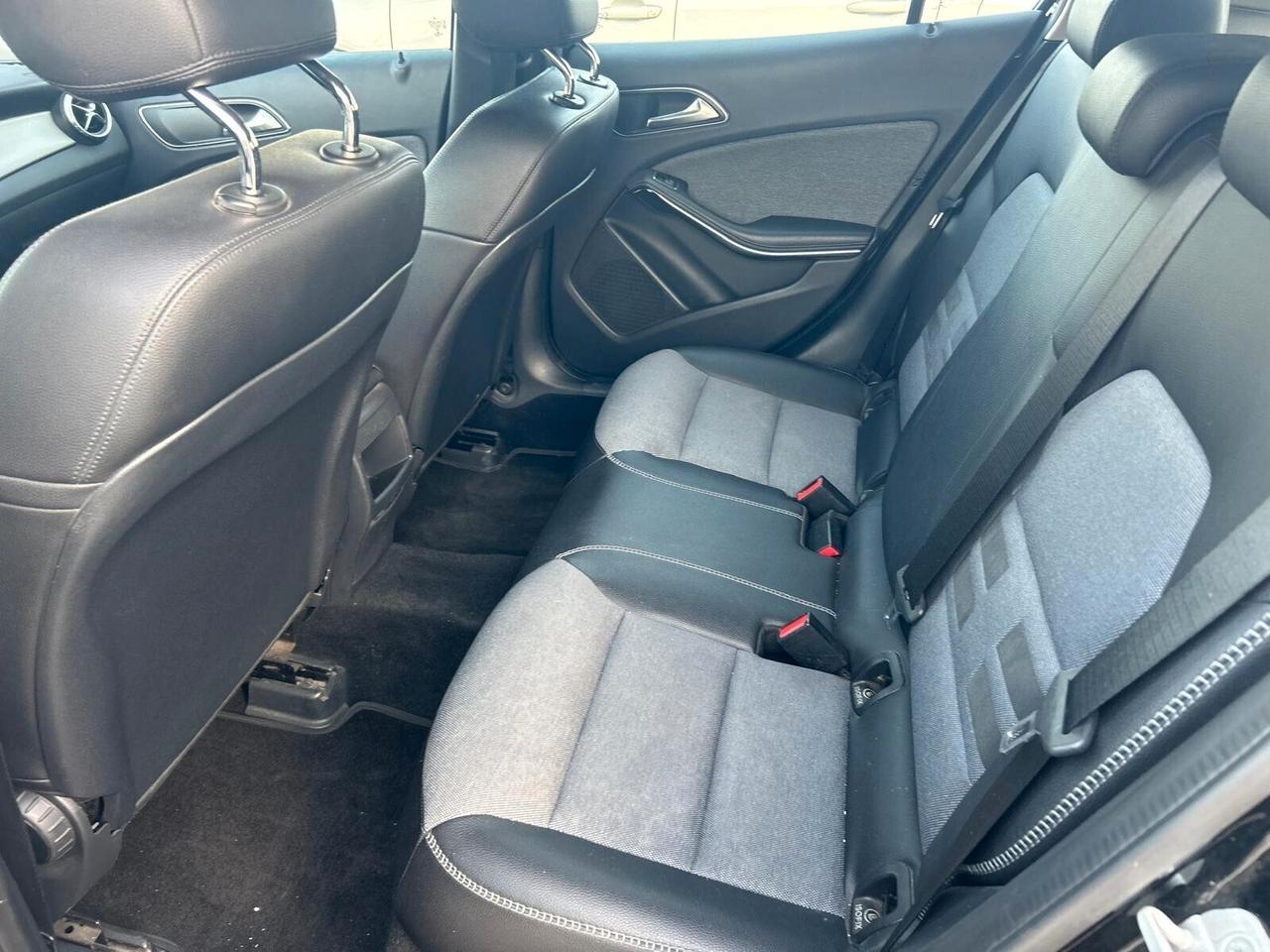 Mercedes GLA 180 d 2017