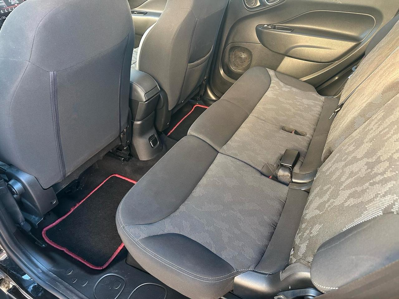 Fiat 500L 1.4 95 CV S&S Cross