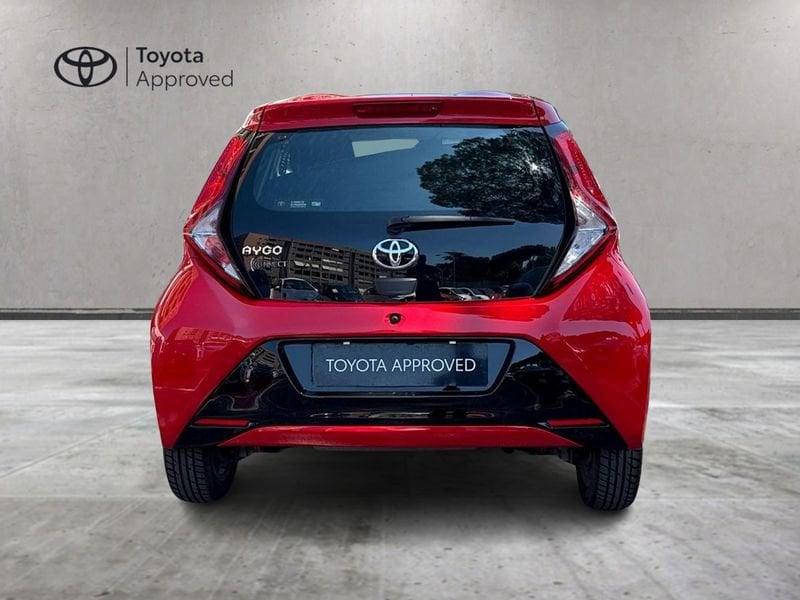 Toyota Aygo Aygo 5p 1.0 x-play 72cv