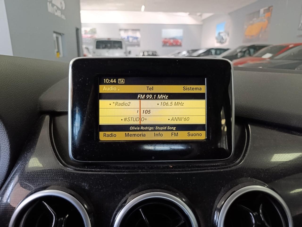 Mercedes-Benz B 180 Executive Benzina Manuale