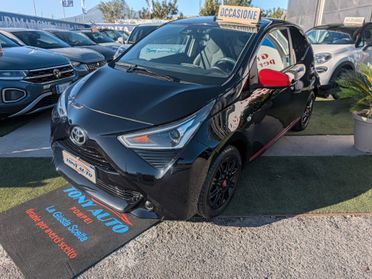Toyota Aygo Connect 1.0 VVT-i 72 CV 5 porte x-play CAMERA+NAVI