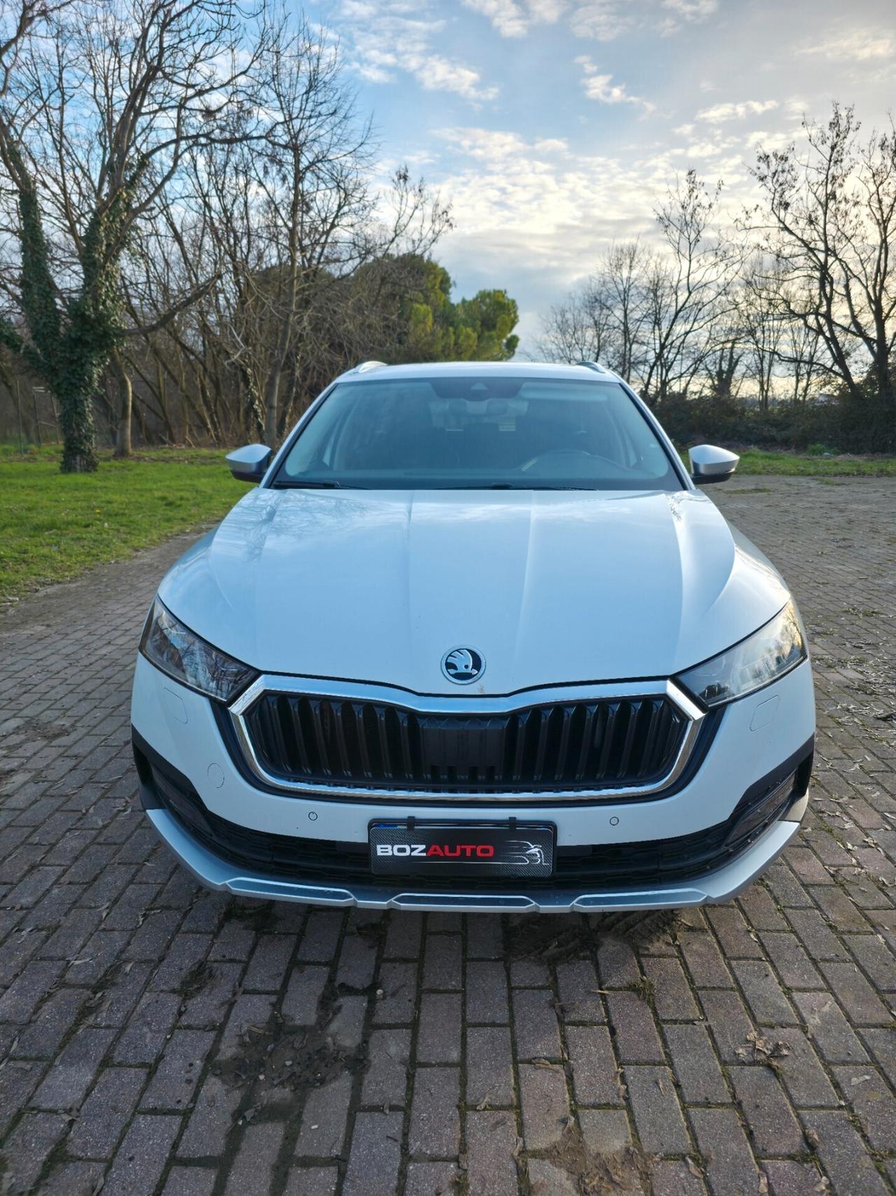 Skoda Octavia 2.0 TDI EVO SCR 200 CV DSG 4x4 Wagon Scout