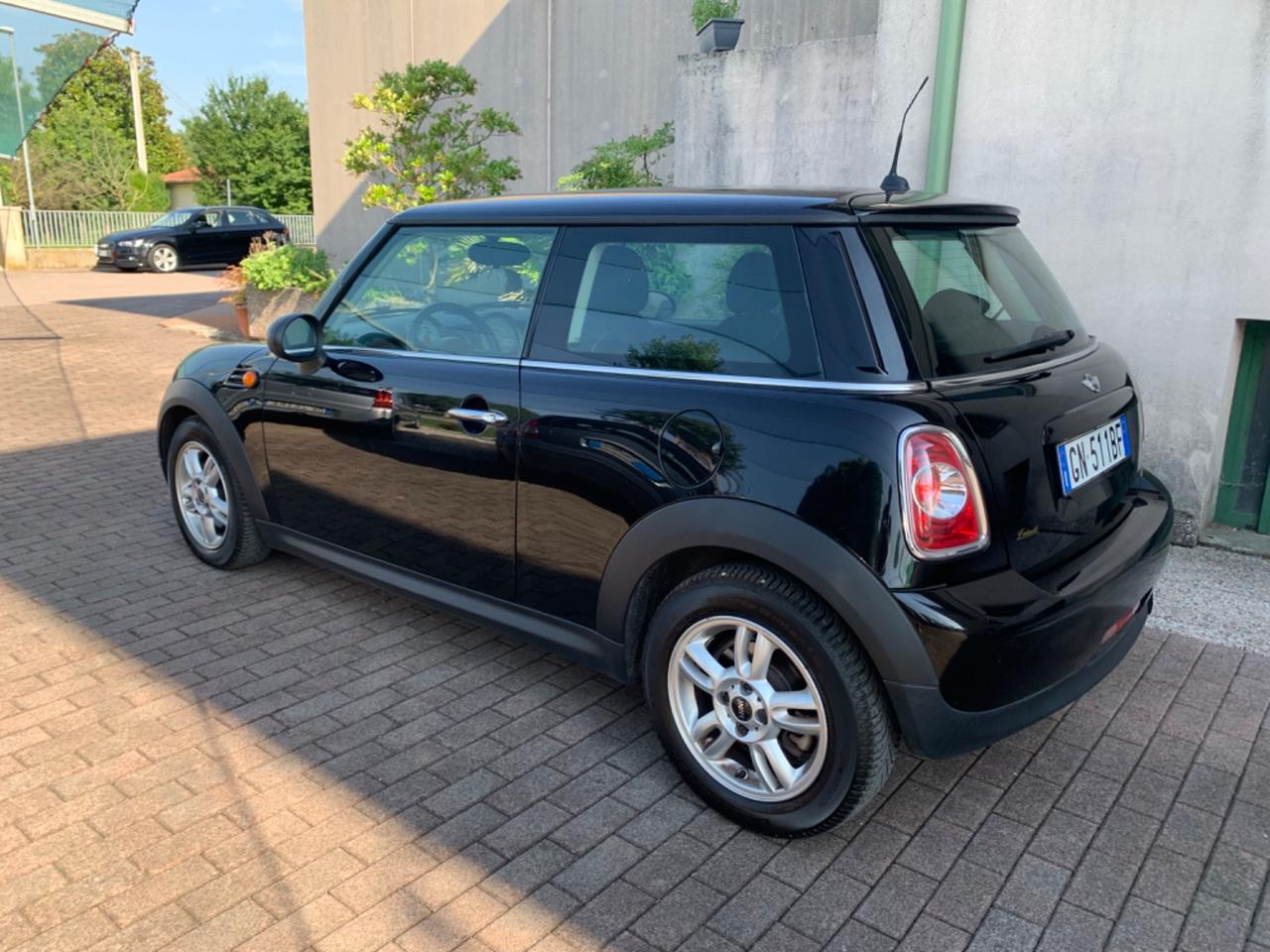 Mini Mini 1.6 16V One (55kW)