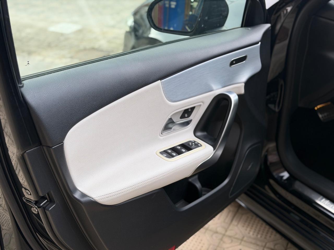 Mercedes-benz A 180 d AMG