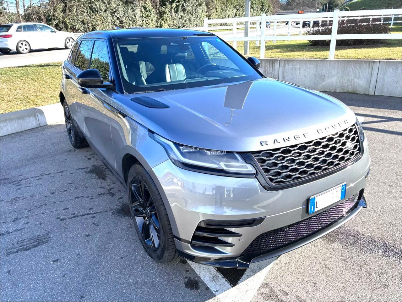 Land Rover Range Velar 2.0D I4 204 CV R-Dynamic SE