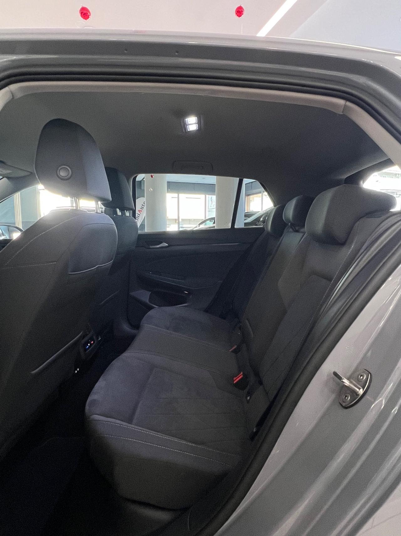 Volkswagen Golf 2.0 TDI DSG SCR Style