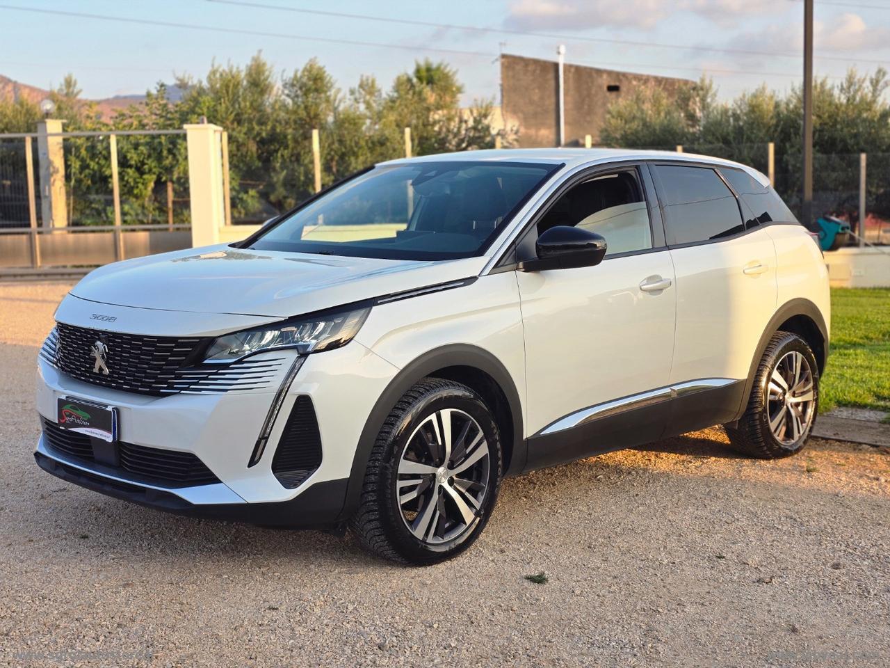 PEUGEOT 3008 BlueHDi 130 S&S Allure Pack