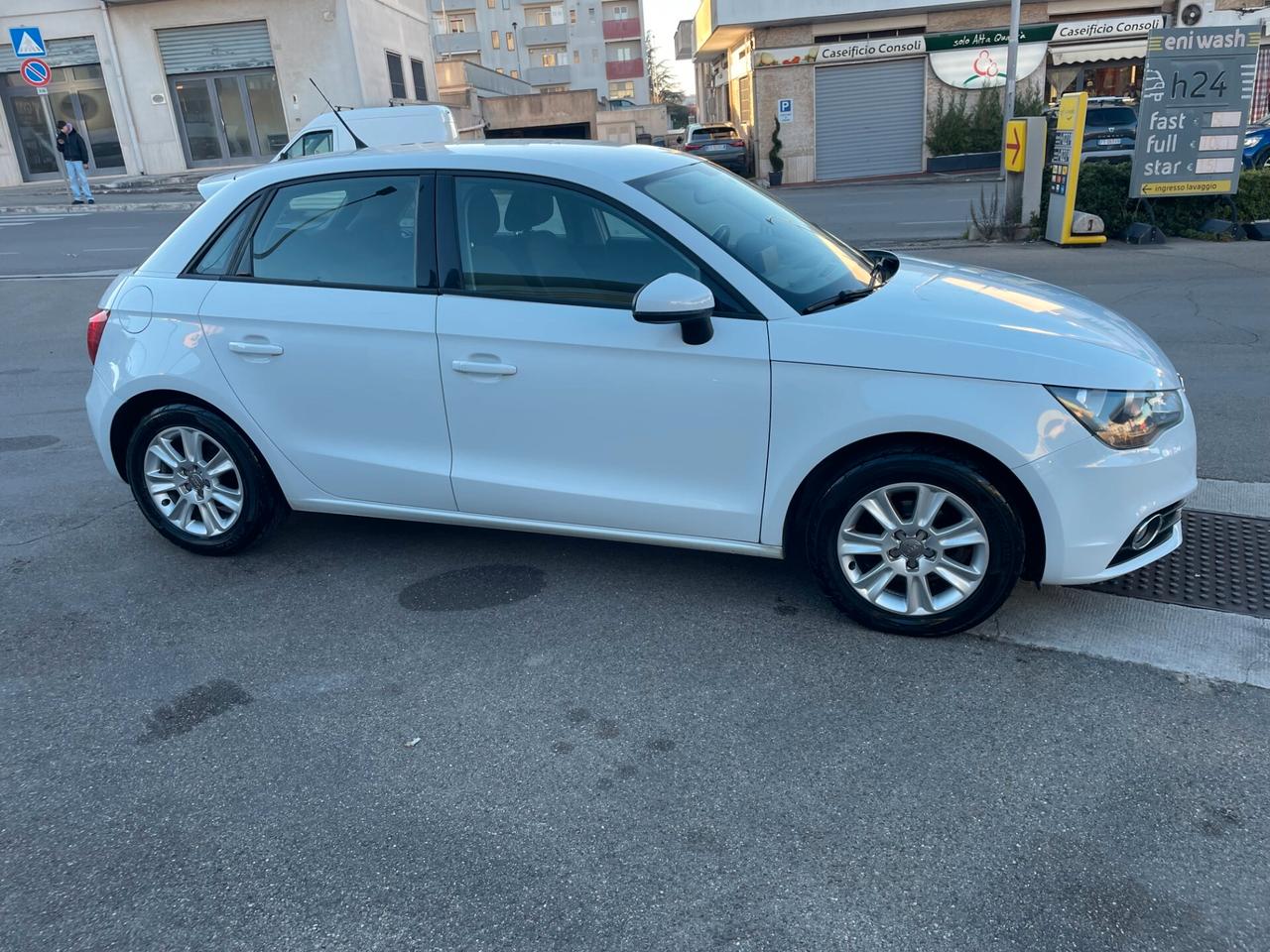 Audi A1 1.6 TDI S line edition plus FINANZIABILE