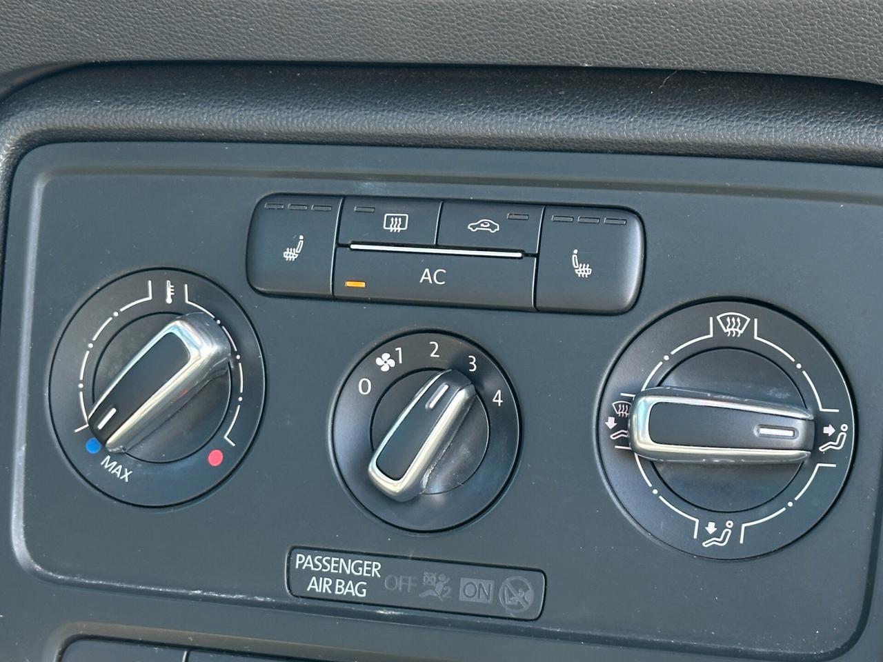 VOLKSWAGEN Maggiolino 1.6 TDI Design