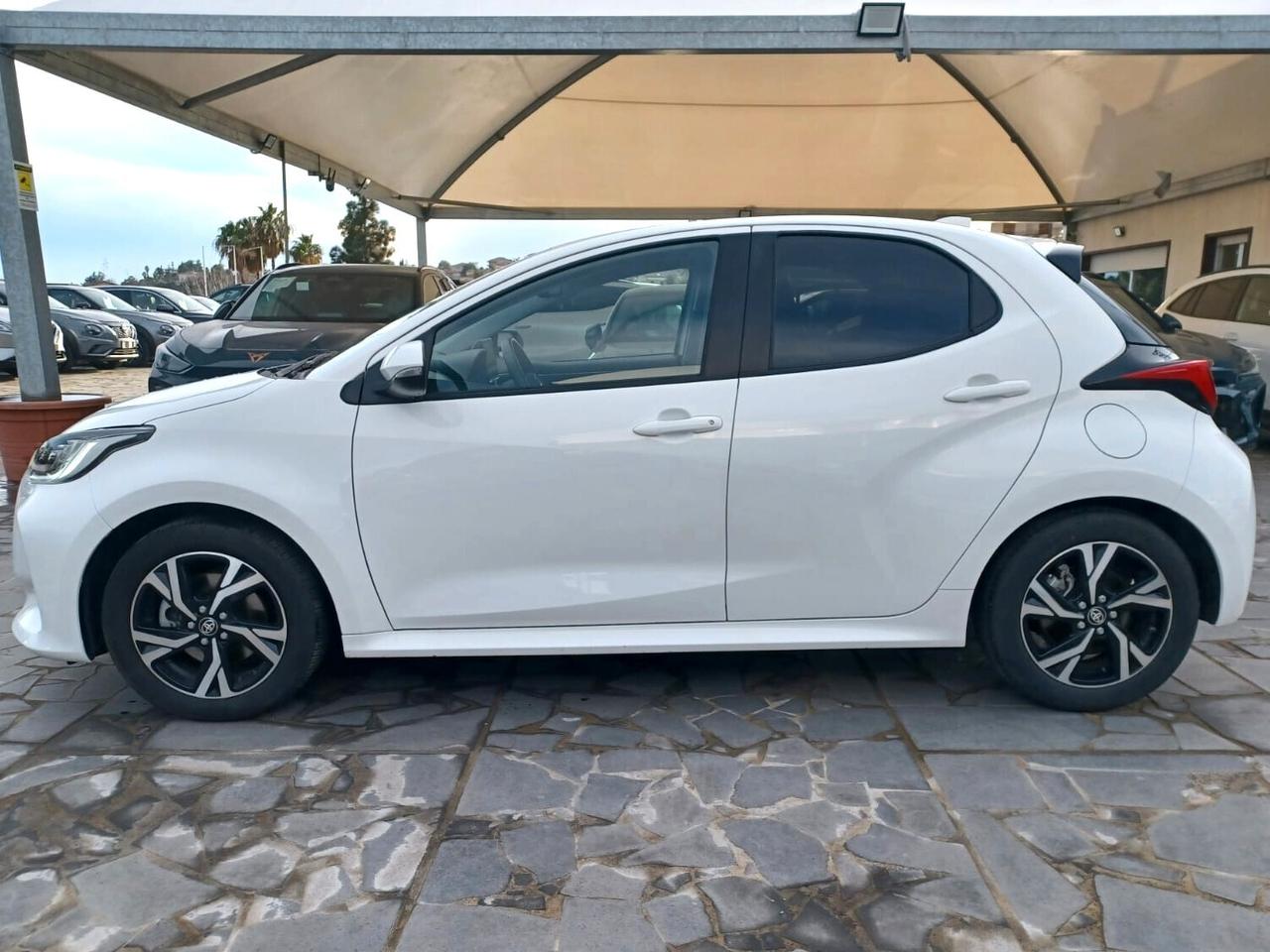 Toyota Yaris 1.5 Hybrid 5 porte Trend