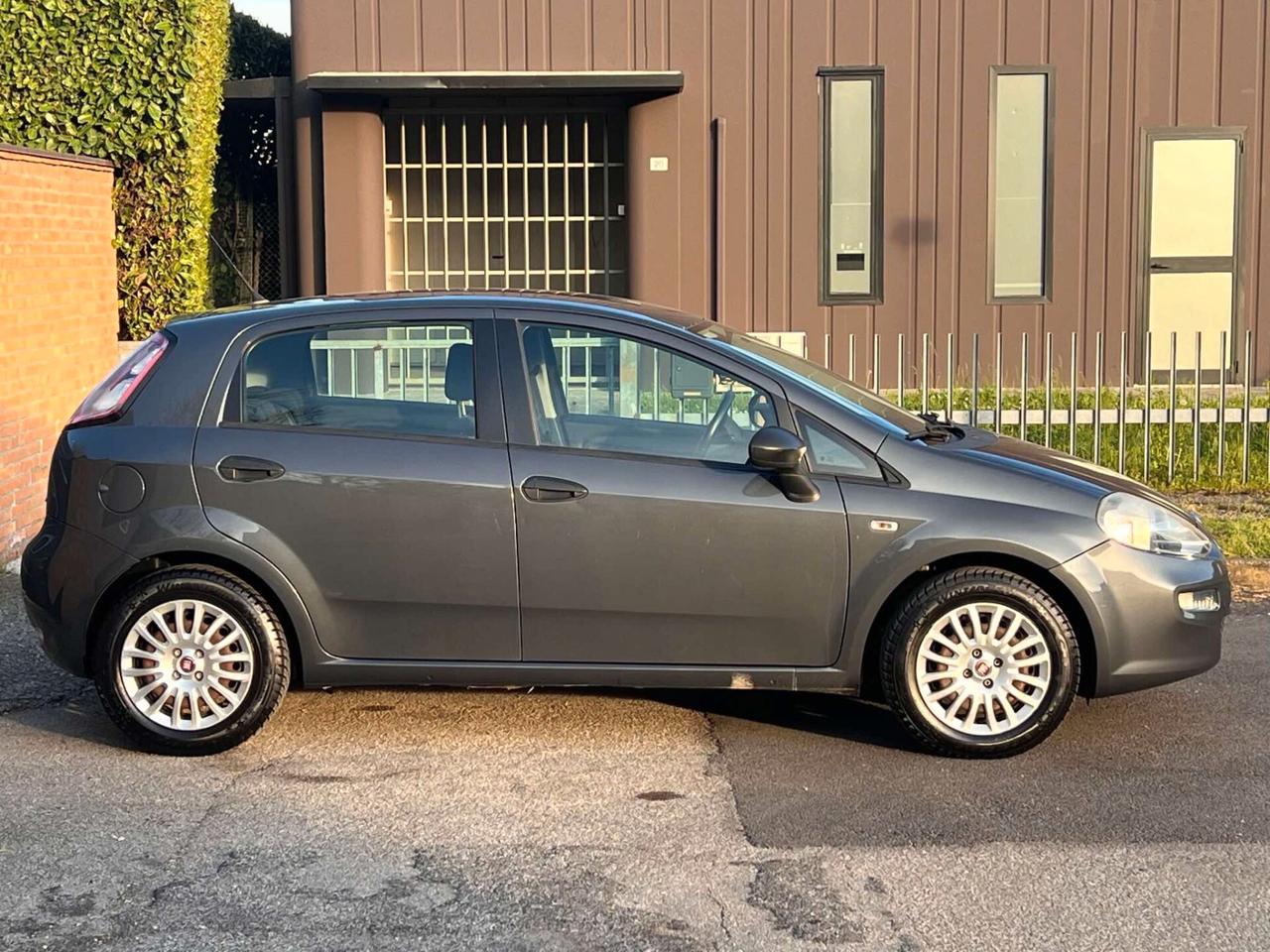 Fiat Punto 1.3 MjT 75 CV-Ideale per NEO-149.000km-2015