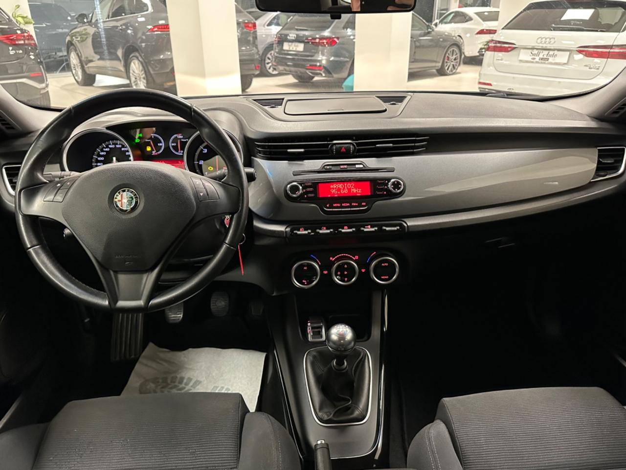 Alfa Romeo Giulietta 1.6 JTDm-2 105 CV Distinctive 2012