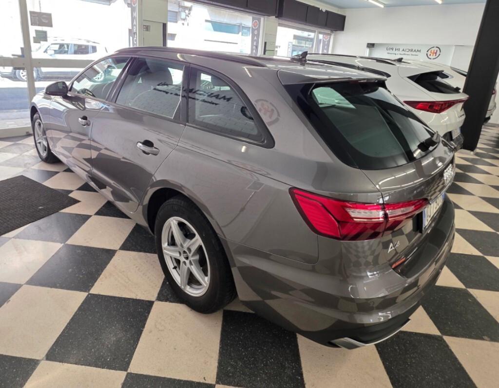Audi A4 Avant 30 TDI/136 CV S tronic Business Advanced