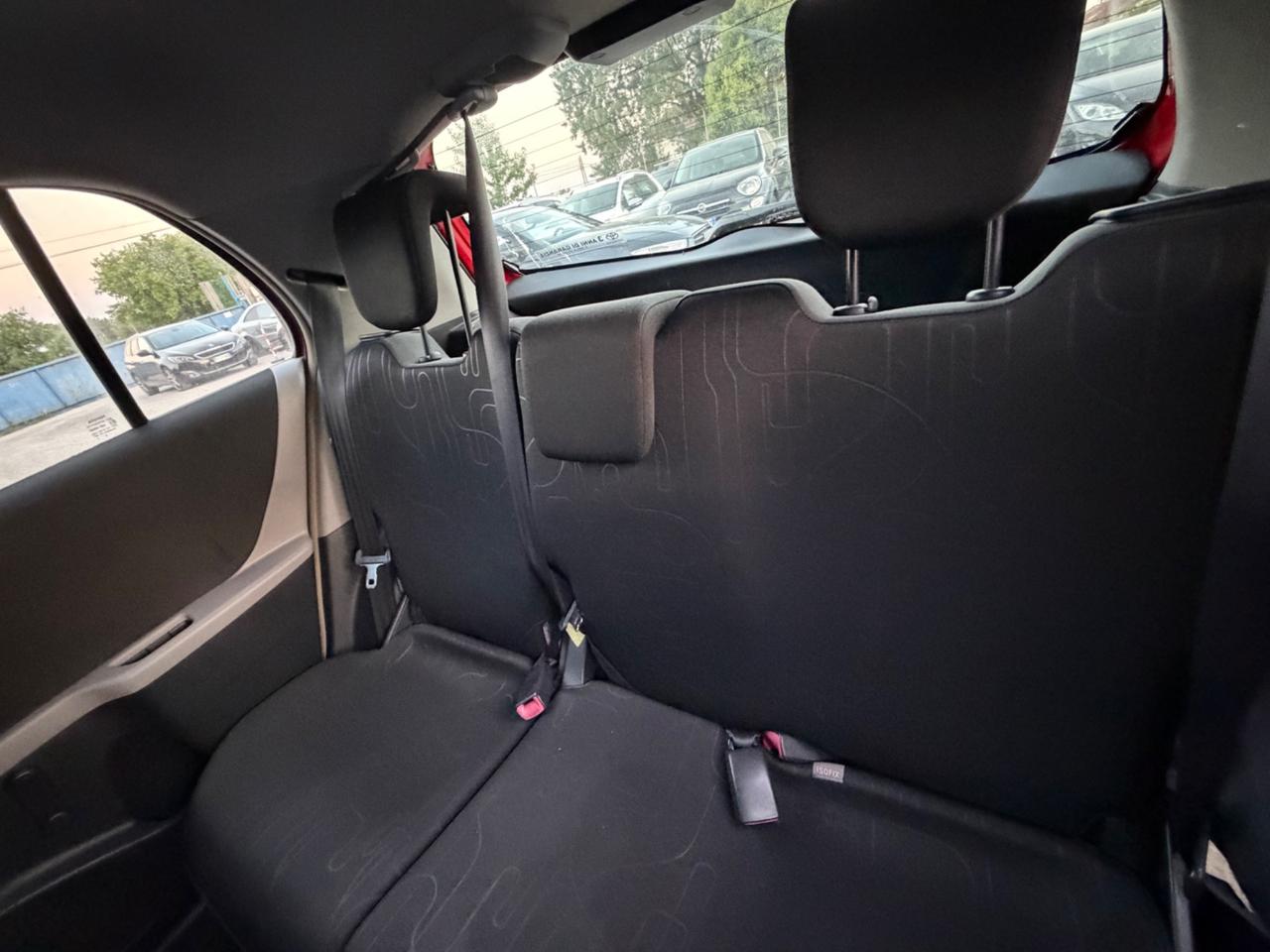 Toyota Yaris 1.0 5 porte