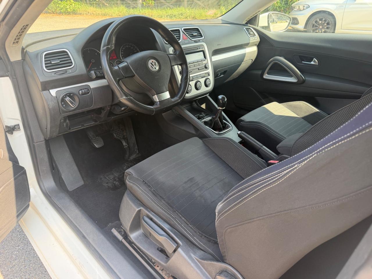 Volkswagen Scirocco 2.0 TDI 170 CV DPF