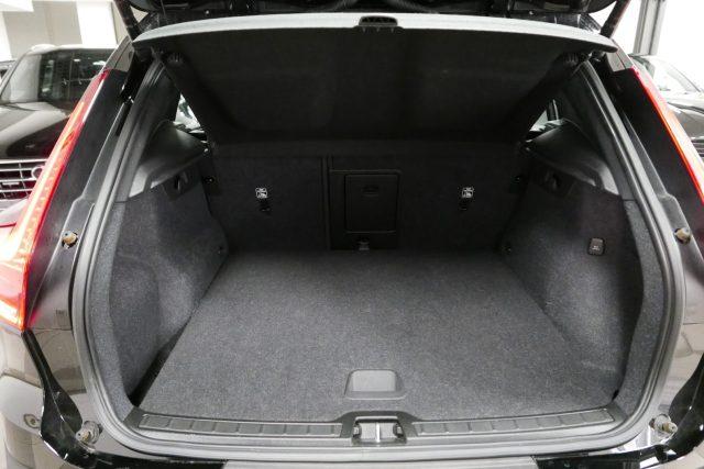 VOLVO XC40 T5 Recharge Plug-in Hybrid Inscription Expression