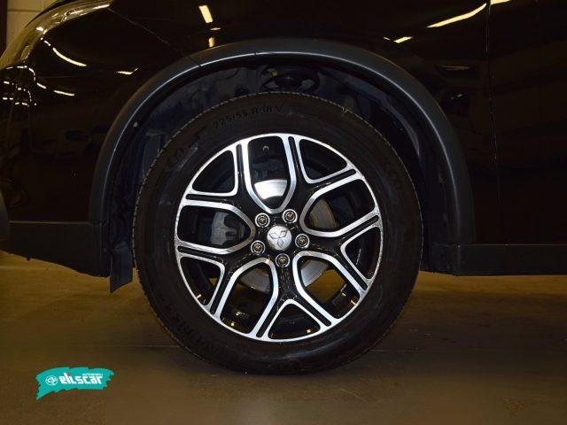 MITSUBISHI Outlander 2.2 DI-D 4WD Instyle 7p.