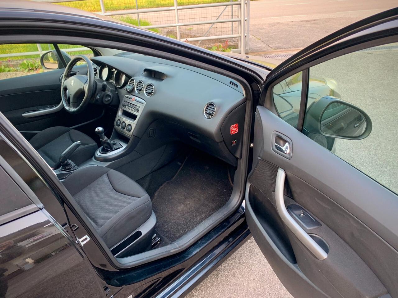 Peugeot 308 1.6 8V HDi