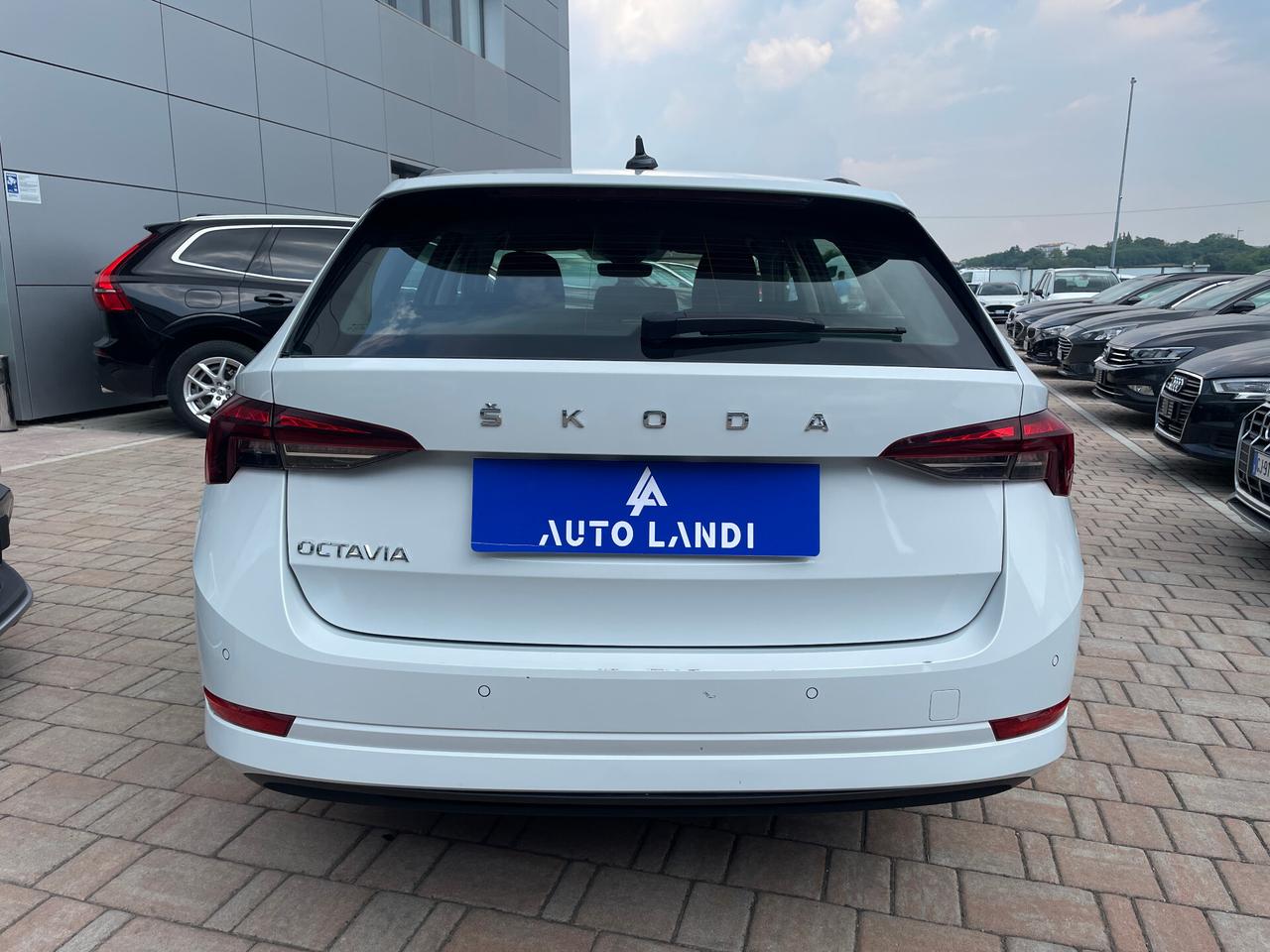Skoda Octavia 2.0 TDI EVO SCR 150 CV DSG Wagon Executive