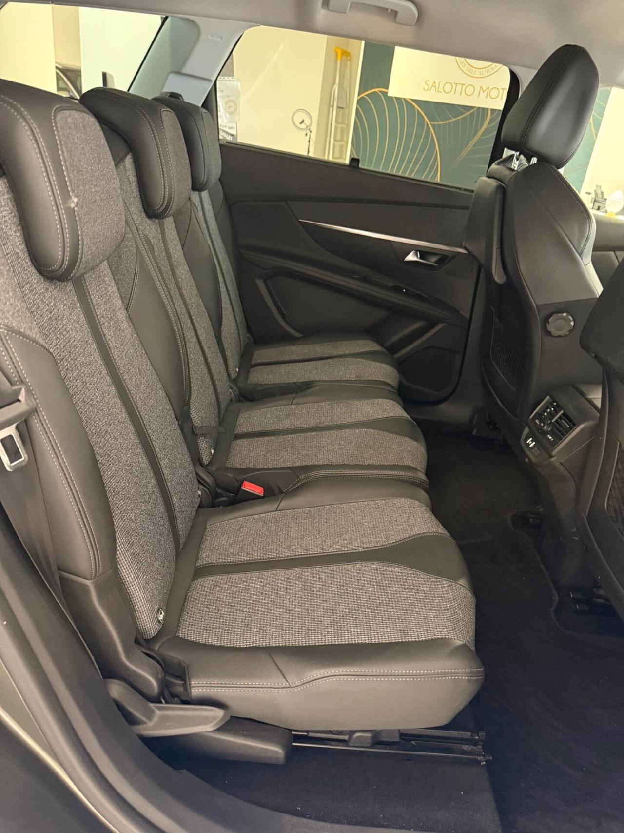 PEUGEOT 5008 1.5 130CV ALLURE CON SOLI 100.000 KM 7POSTI