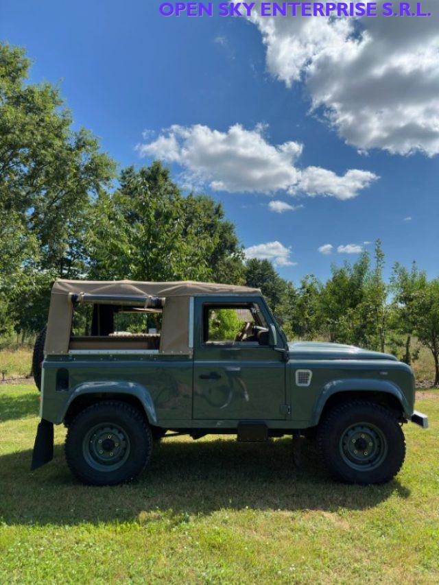 LAND ROVER Defender 90 2.2 TD4 Soft top N1 SAFARI EDITION