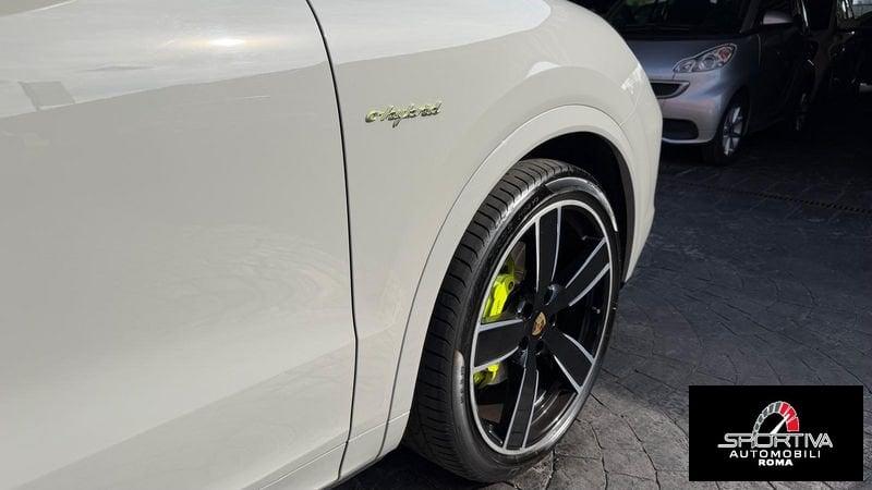Porsche Cayenne Coupè SERVICE PORSCHE PARI AL NUOVO Cayenne Coupé 3.0 V6 E-Hybrid